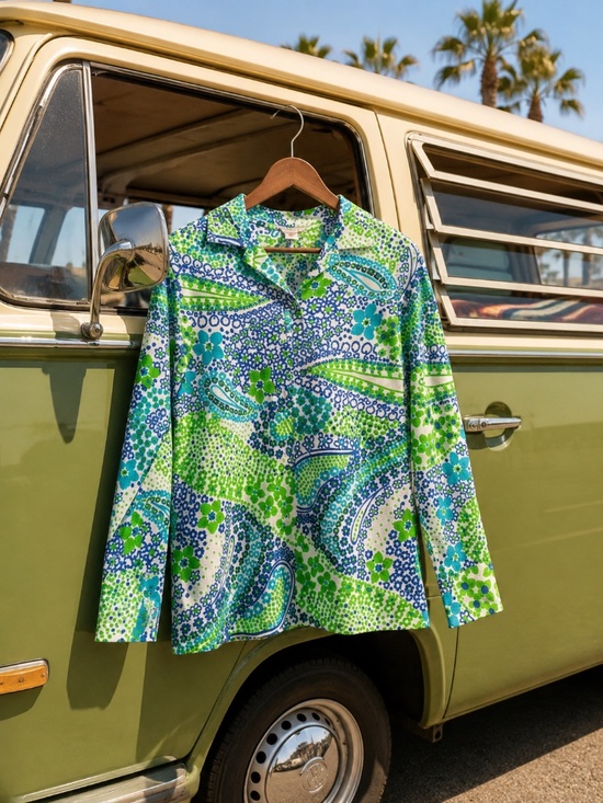 Donnkenny Tops - Vintage Donn kenny Green Blue Retro Vibrant Blouse Size 9/10